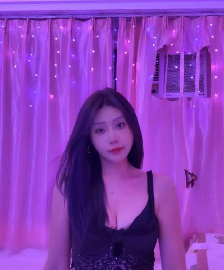East Perth SEXY Asian GFE Playful Fun Genuine Friendly