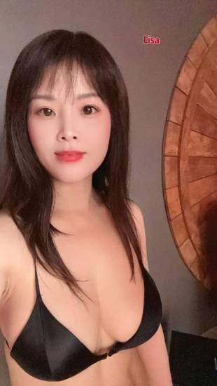 20yo Taiwanese girl Lisa super  pretty sweet passionate