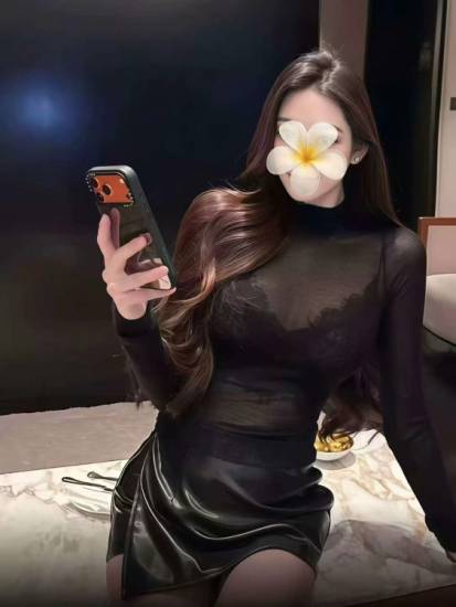 East Perth hot model 100% real photos 150/30min 